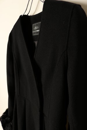 画像9: 【 40%OFF セール101,200円→60,720円】 グレースコンチネンタル｜GRACE CONTINENTAL  ノーカラーリバーコート{-BCA}