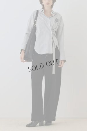 画像2: グレースコンチネンタル｜GRACE CONTINENTAL ダイアグラム DIAGRAM  エンブレム刺繍シャツ{-BEA}