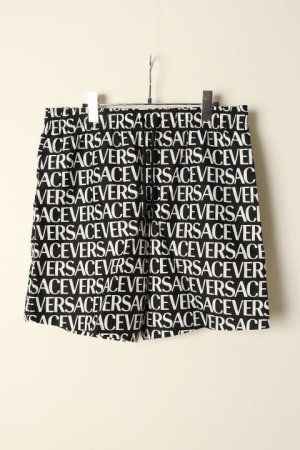 画像1: VERSACE ヴェルサーチ オールオーバー ボードショーツ（スイムパンツ）{1002517-1A06993_5B040-BCS}