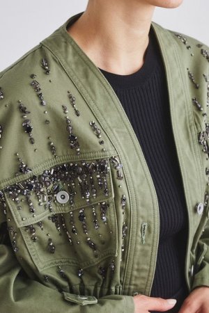 画像7: 【 40%OFF セール49,500円→29,700円】 グレースコンチネンタル｜GRACE CONTINENTAL ビジューノーカラーアーミージャケット{0122301096-19KHA-BBA}