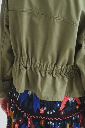 画像10: 【 40%OFF セール49,500円→29,700円】 グレースコンチネンタル｜GRACE CONTINENTAL ビジューノーカラーアーミージャケット{0122301096-19KHA-BBA}