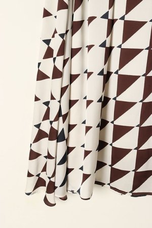 画像12: 【 40%OFF セール42,900円→25,740円】 グレースコンチネンタル｜GRACE CONTINENTAL グレースクラス GRACE CLASS コンビツイルプリントスカート{0221321091-21BRW-BAA}