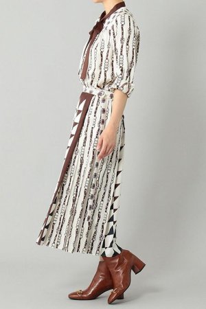 画像2: 【 40%OFF セール42,900円→25,740円】 グレースコンチネンタル｜GRACE CONTINENTAL グレースクラス GRACE CLASS コンビツイルプリントスカート{0221321091-21BRW-BAA}