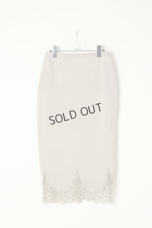 画像1: {SOLD}グレースコンチネンタル｜GRACE CONTINENTAL ダイアグラム DIAGRAM ヘムレースニットスカート{0321123185-03BEG-BAS}
