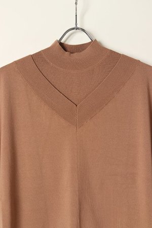 画像2: 【 40%OFF セール41,800円→25,080円】 グレースコンチネンタル｜GRACE CONTINENTAL ダイアグラム DIAGRAM ポンチョ付ニットワンピース{0321333187-03BEG-BAA}