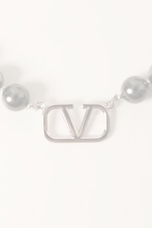 画像2:   Valentino ヴァレンティノ Vロゴ シグネチャー メタル x スワロフスキー(R)パールビーズ チョーカー {-BDS}  :4Y2J0P47UXM-YEH-F 
