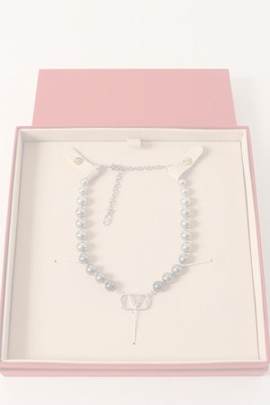 画像5:   Valentino ヴァレンティノ Vロゴ シグネチャー メタル x スワロフスキー(R)パールビーズ チョーカー {-BDS}  :4Y2J0P47UXM-YEH-F 