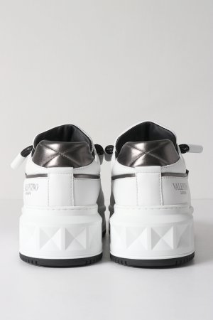 画像3: 【 30%OFF セール165,000円→115,500円】 Valentino ヴァレンティノ ワンスタッズ XL レザー ロートップスニーカー{-BES}