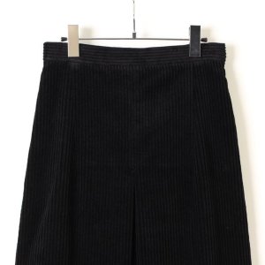 画像3: 【 40%OFF セール82,500円→49,500円】 BLAMINK ブラミンク コットンコーディロイボックスプリーツスカート{7924-230-0180-BLK-AIA}