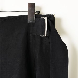 画像2: 【 40%OFF セール88,000円→52,800円】 BLAMINK ブラミンク レーヨンリネンサイドベルトフレアスカート{7924-299-0248-BLK-BAS}