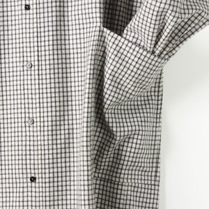 画像6: 【 40%OFF セール154,000円→92,400円】 BLAMINK ブラミンク ウールチェック バックギャザー レギュラーカラーワンピース{7926-230-0171-OFF WHITE-AIA}