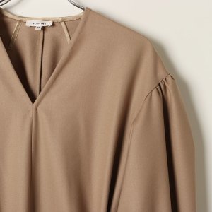 画像3: 【 40%OFF セール110,000円→66,000円】 BLAMINK ブラミンク ウールVネックロングスリーブワンピース{7926-230-0233-BEG-BJA}