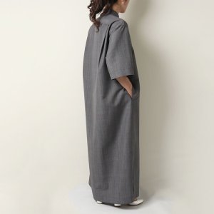 画像11: 【 40%OFF セール132,000円→79,200円】 BLAMINK ブラミンク ウールモヘヤチェックレギュラーカラーショートスリーブワンピース{7926-230-0243-DGY-BAS}