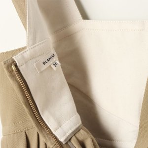 画像7: 【 40%OFF セール154,000円→92,400円】 BLAMINK ブラミンク コットンストラップタックワンピース{7926-230-0251-BEG-BAS}