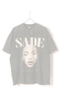   Sade Print Round Neck T-shirt{-BFS}