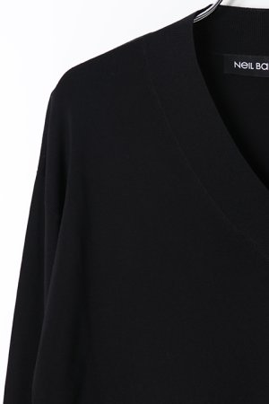 画像2: 【 30%OFF セール｜71,500円→50,050円】 Neil Barrett ニールバレット DEEP V-NECK 16GG SWEATER{BMA1081-N618-01-BJS}