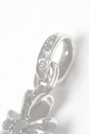 画像3:   ★海外買付 新品 インボイス付 CHROME HEARTS クロムハーツ CHクロス ベビーファット パヴェブラックダイヤチャーム シルバー{-BES}