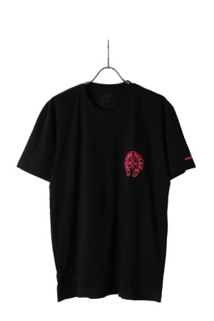 画像1: ★新品 インボイス付 CHROME HEARTS クロムハーツ ピンクホースシュー + CHプラス ショートスリーブ ポケット Tシャツ ブラック Pink Horseshoe + CH Plus Pocket Short-Sleeve T-Shirt - Black{408129111******01G-BEA}