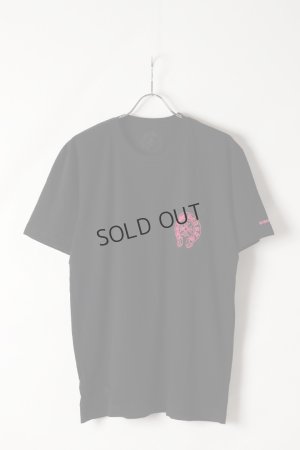 画像2: {SOLD}★新品 インボイス付 CHROME HEARTS クロムハーツ ピンクホースシュー + CHプラス ショートスリーブ ポケット Tシャツ ブラック Pink Horseshoe + CH Plus Pocket Short-Sleeve T-Shirt - Black{408129111******01G-BEA}