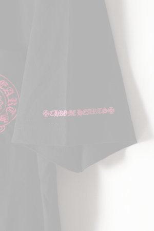 画像5:   CHROME HEARTS クロムハーツ ピンクホースシュー + CHプラス ショートスリーブ ポケット Tシャツ ブラック Pink Horseshoe + CH Plus Pocket Short-Sleeve T-Shirt - Black {408129111******01G-BFS}  :CH202604-01-BLK 