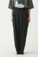 画像1: ekat エカット(UNISEX) COCCON TUCK TROUSERS{-BFS} (1)