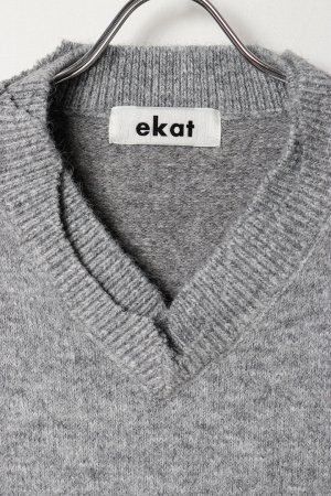 画像2: ekat エカット(UNISEX) DAMAGE V NECK KNIT{-BEA}
