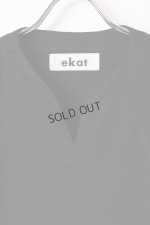 画像2: {SOLD}ekat エカット(UNISEX) 3D PATTERN U NECK TOPS{-BEA}