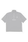 1PIU1UGUALE3 GOLF ウノピゥウノウグァーレトレ ゴルフ WP S/S HALF ZIP{-BFS}