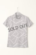 {SOLD}1PIU1UGUALE3 GOLF ウノピゥウノウグァーレトレ ゴルフ（レディース） S/S MOCK NECK 1PIU1UGUALE3 RANDOM LOGO{-BCS}