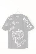   Haculla ハキュラ KEEP BACK TEE{-AIA}