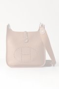   HERMES エルメス EVELYNE POCHE 3 29｜エヴリン 3 PMサイズ {H056277CK37-BES}  :HM202501-01-GOLD-F 
