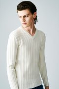 【 50%OFF セール｜52,800円→26,400円】 AKM エイケイエム RIB V-NECK{-AHA}