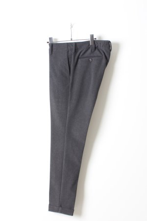 画像1: 【 ポイント10倍 】1piu1uguale3 ウノピゥウノウグァーレトレ WARMY TAPERED SLACKS(暖PT)【LEON2月号掲載商品】{MRP374-POE088-95-AHA}