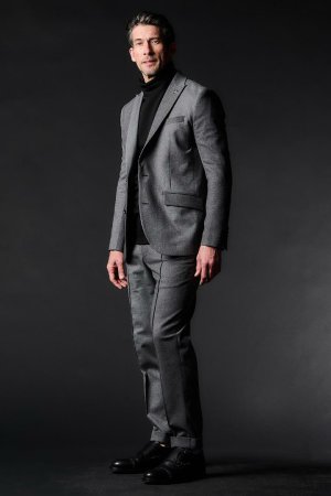 画像4: 【 10%OFF セール82,500円→74,250円】 1piu1uguale3 ウノピゥウノウグァーレトレ CRAZY COMFY CREASE SLACKS{-BEA}