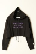 el conductorH コンダクター GIRL GLITTER PRINT CROPPED HOODED SWEATER’NEWHELL{-BCS}