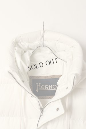 画像5: {SOLD}HERNO ヘルノ フェイクファー襟付きナイロンパーカー{PI001159U 12414Z 1000-BDA}