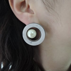 画像2: ADER.bijoux アデルビジュー RETRO pearl pierce{-AHA}