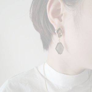 画像2:   ADER.bijoux アデルビジュー VITRAIL diamond pierce(gold){-AIS}