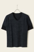 【 50%OFF セール｜17,600円→8,800円】 AKM エイケイエム ORIGINAL 40/2 KANOKO 【CAMO】 V-NECK T{-AFS}