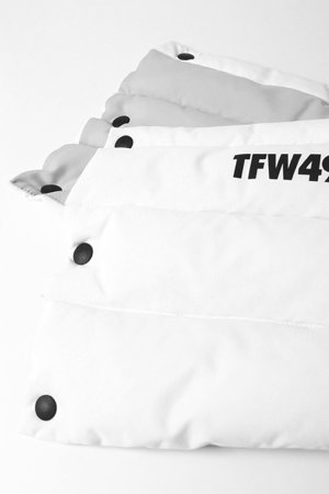 画像4: 【 20%OFF セール13,200円→10,560円】 TFW49 ティーエフダブリューフォーティーナイン DOWN NECK WARMER{-BCA}