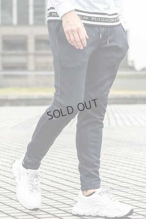 画像4: {SOLD}1piu1uguale3 RELAX ウノピゥウノウグァーレトレ リラックス ポーラテック縦ロゴロングパンツ{-BDA}