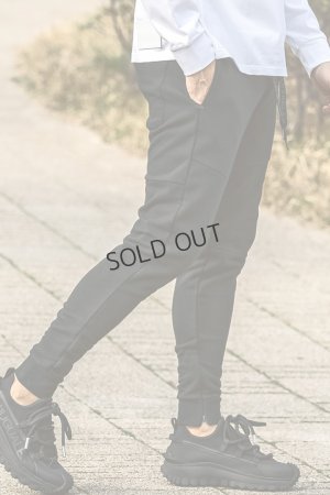 画像4: 1piu1uguale3 RELAX ウノピゥウノウグァーレトレ リラックス パイピングロゴワイドスピンドルジョガーパンツ{-BEA}