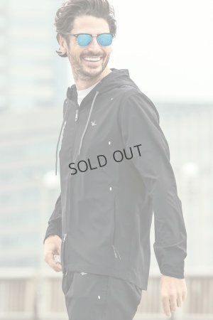 画像2: 1piu1uguale3 RELAX ウノピゥウノウグァーレトレ リラックス 縦ロゴランニングパーカー{-BCS}