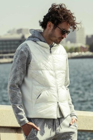 画像2: 【 30%OFF セール23,100円→16,170円】 1piu1uguale3 RELAX ウノピゥウノウグァーレトレ リラックス プリマロフト中綿ベスト{-BCA}