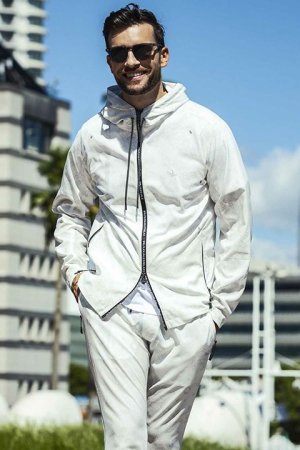 画像4: 【 40%OFF セール｜19,800円→11,880円】 1piu1uguale3 RELAX ウノピゥウノウグァーレトレ リラックス 総柄ランニングパーカー{-BDS}