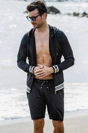 画像7: 【 30%OFF セール18,920円→13,244円】 1piu1uguale3 RELAX ウノピゥウノウグァーレトレ リラックス ヘムロゴラッシュガードフーディー{-BES}