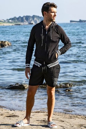 画像14: 【 30%OFF セール18,920円→13,244円】 1piu1uguale3 RELAX ウノピゥウノウグァーレトレ リラックス ヘムロゴラッシュガードフーディー{-BES}