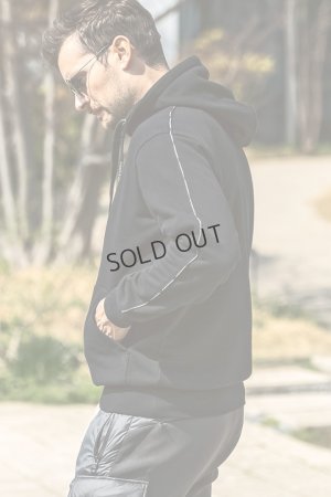 画像2: 1piu1uguale3 RELAX ウノピゥウノウグァーレトレ リラックス パイピングロゴワイドスピンドルフーディー{-BEA}