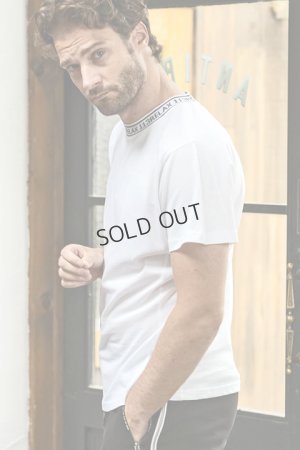 画像2: {SOLD}1piu1uguale3 RELAX ウノピゥウノウグァーレトレ リラックス ネックロゴ半袖Tシャツ{-BDA}