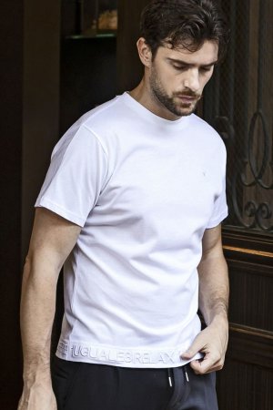 画像2: 【 30%OFF セール7,920円→5,544円】 1piu1uguale3 RELAX ウノピゥウノウグァーレトレ リラックス ヘム刺繍ロゴ半袖Tシャツ{-BES}